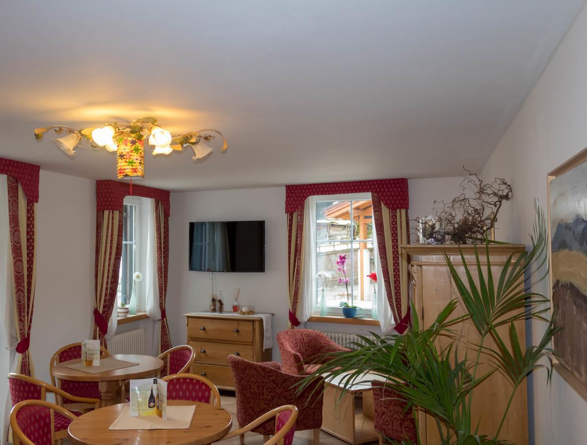 Alp Hotel Dolomiti 디마로 외부 사진
