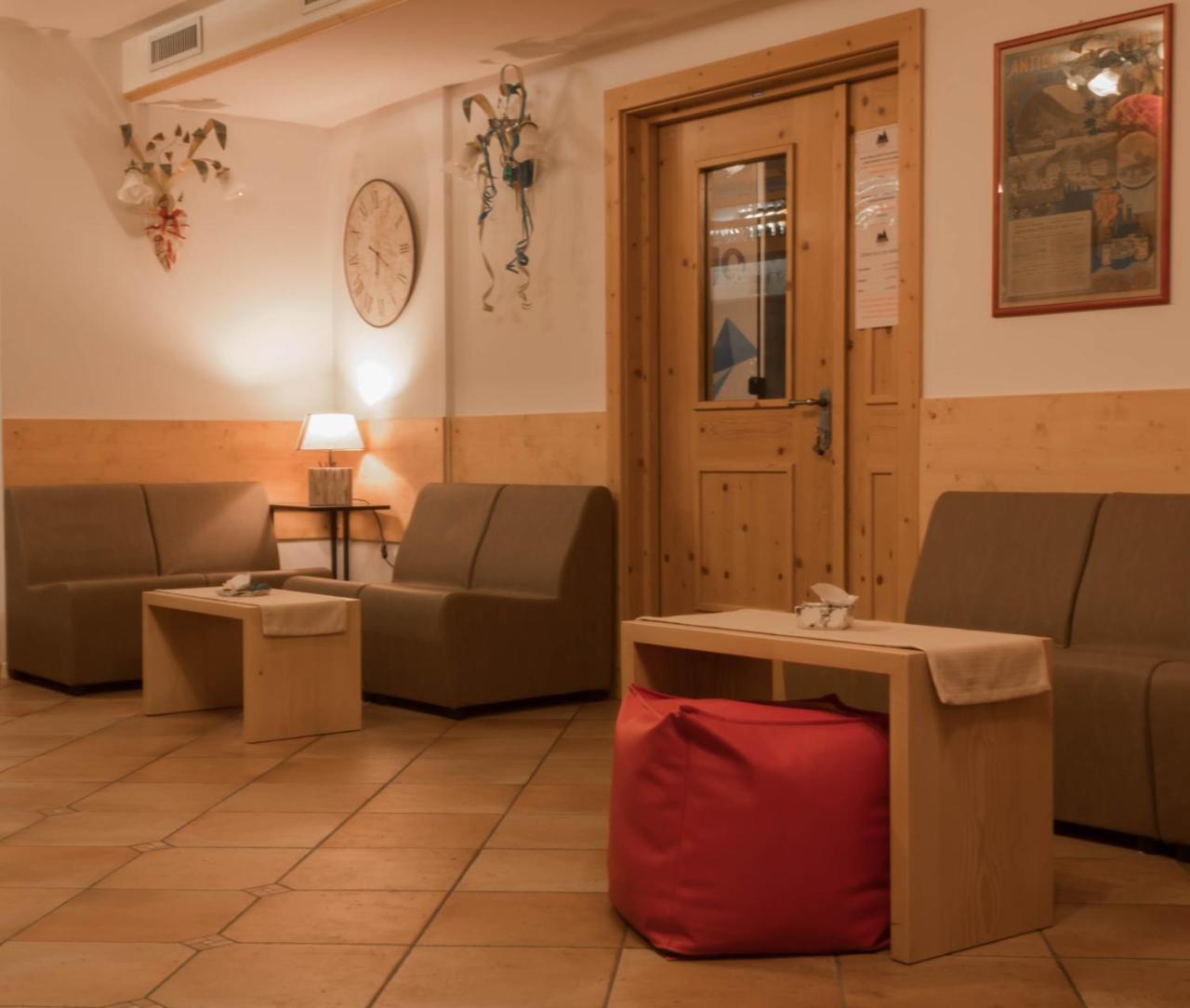 Alp Hotel Dolomiti 디마로 외부 사진
